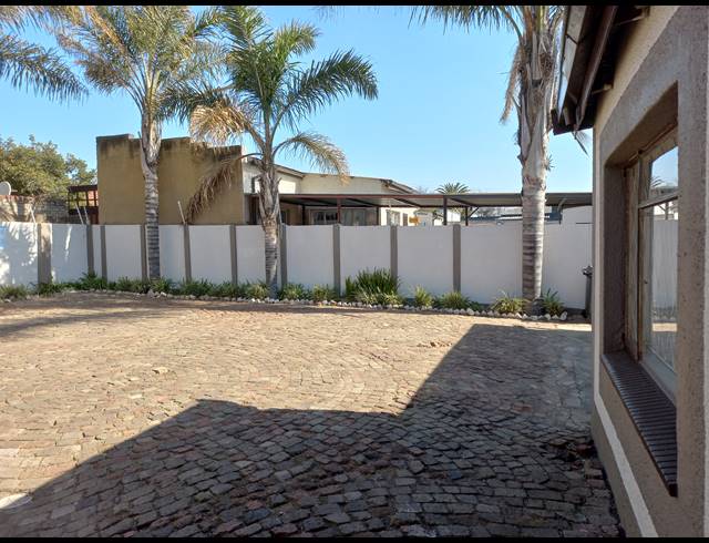 526M² HOTEL FOR SALE IN BENONI CENTRAL